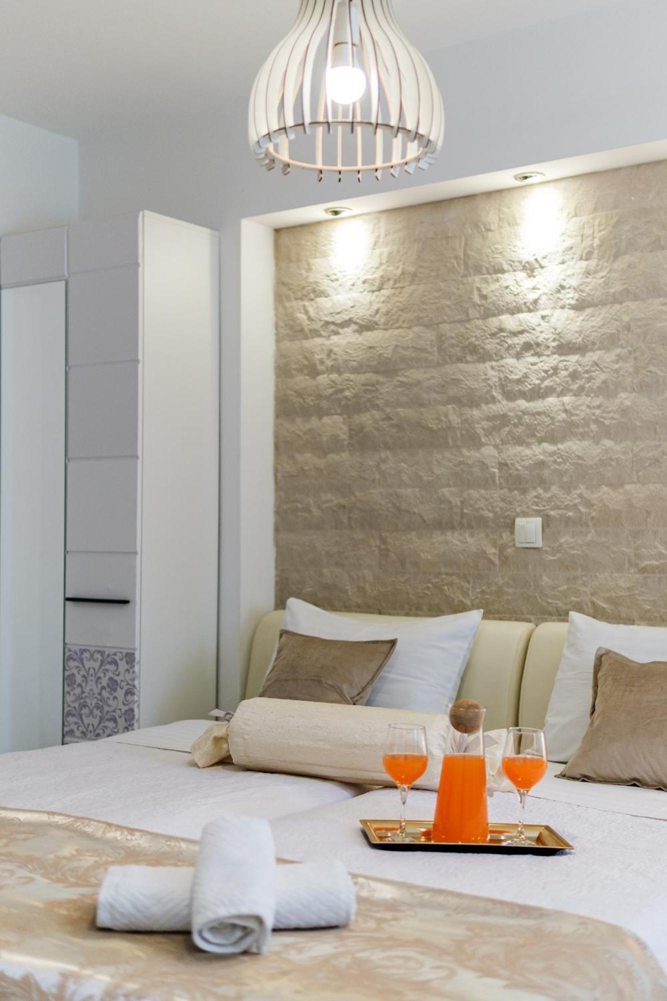 Central Split Rooms And Apartments Paese Dış mekan fotoğraf