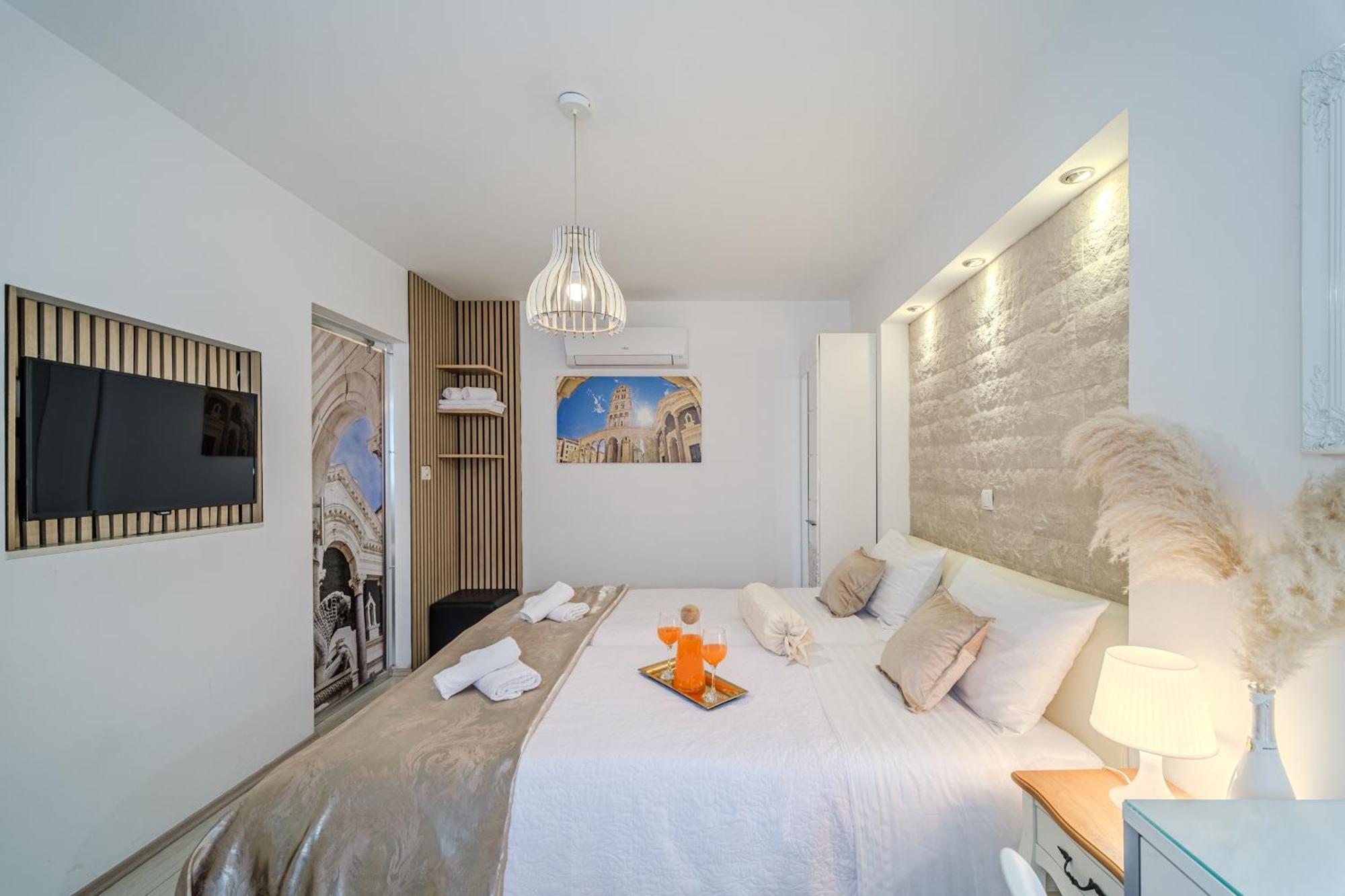 Central Split Rooms And Apartments Paese Dış mekan fotoğraf